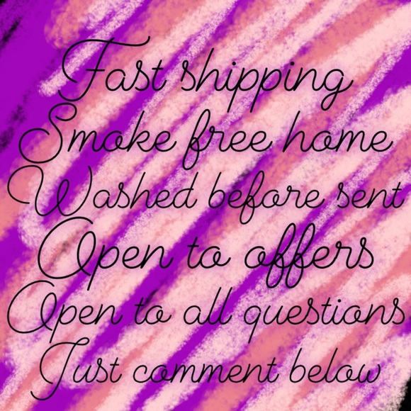 NEVER WORN! Textured flower maroon skirt - Picture 5 of 5